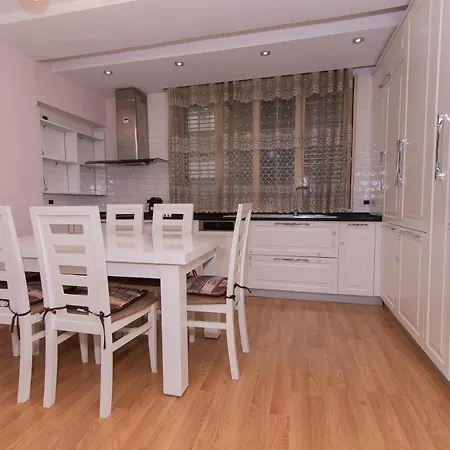 Apartment Exclusive Tirana